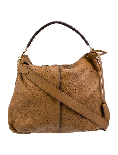 louis vuitton mahina selene price|LOUIS VUITTON Mahina Selene MM Bl.